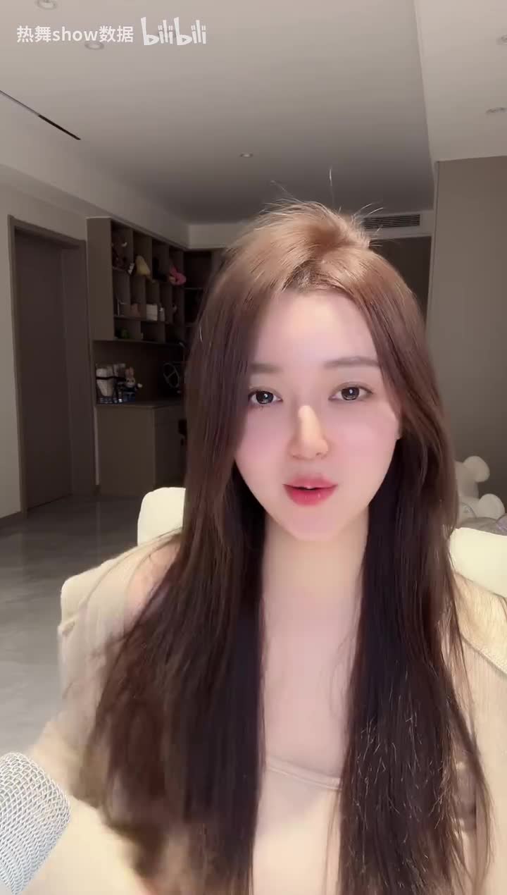 一年跳一次大摆锤。涵盈 2025-03-16