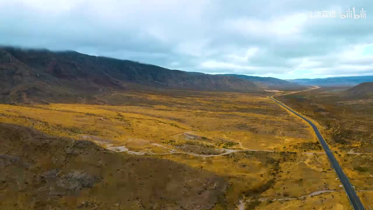 序曲《向东方向西方》-程池