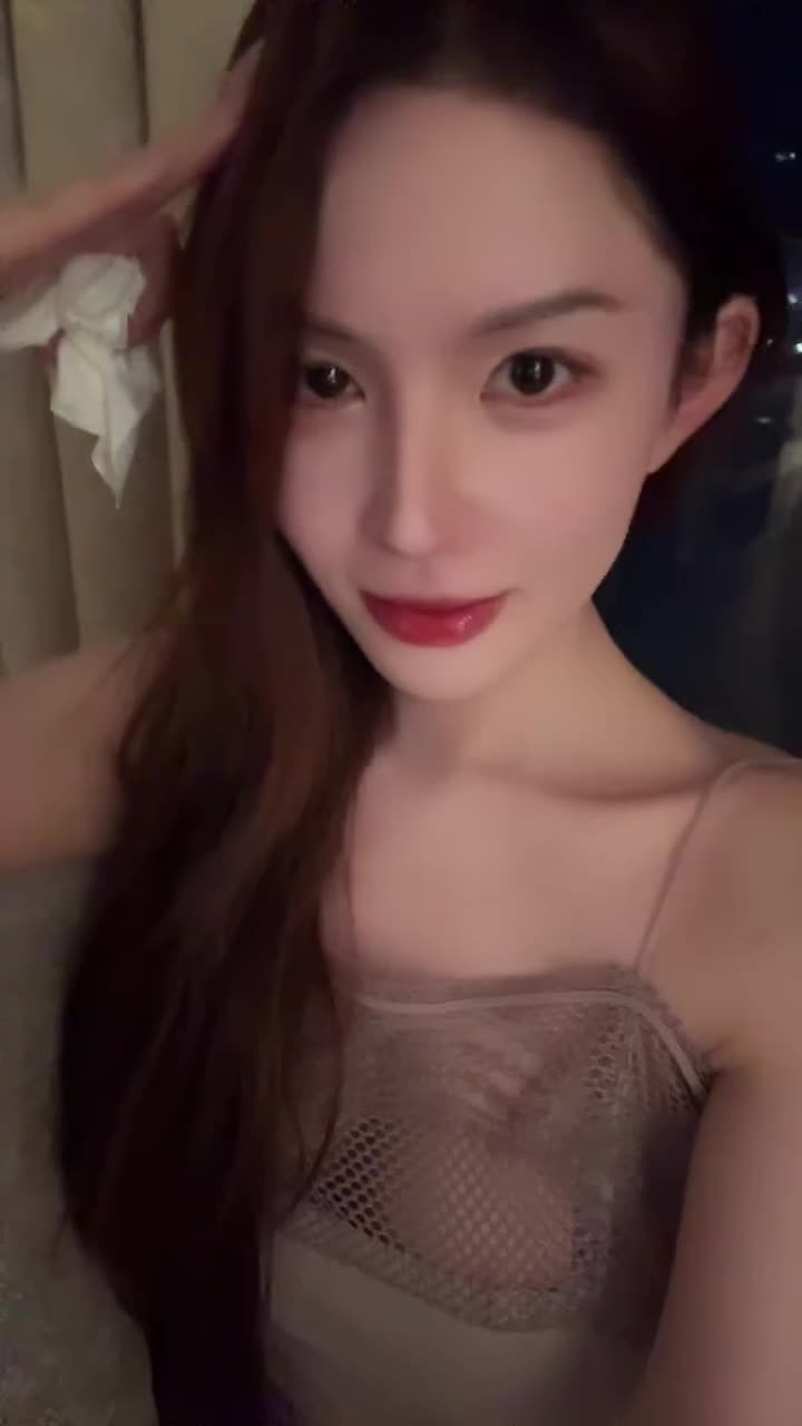 [2025-07-18 23-22-04][只之][屋]