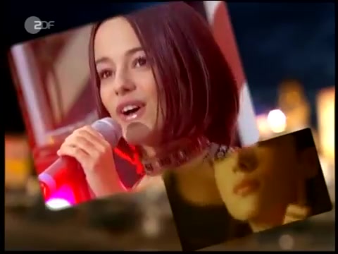 [图]【法国天后艾莉婕】Alizée - Moi.Lolita @德国Wetten Dass 07-26-2002