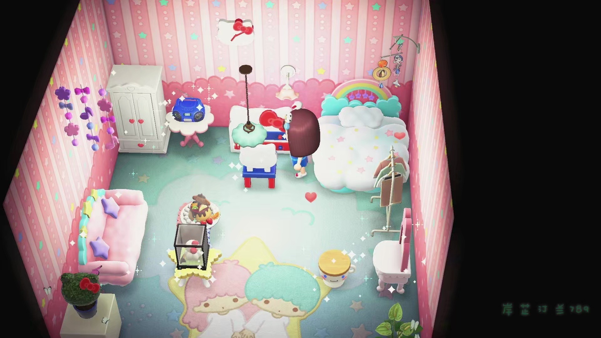 网友送的家具好喜欢,在这样的房间里待着都不想出去