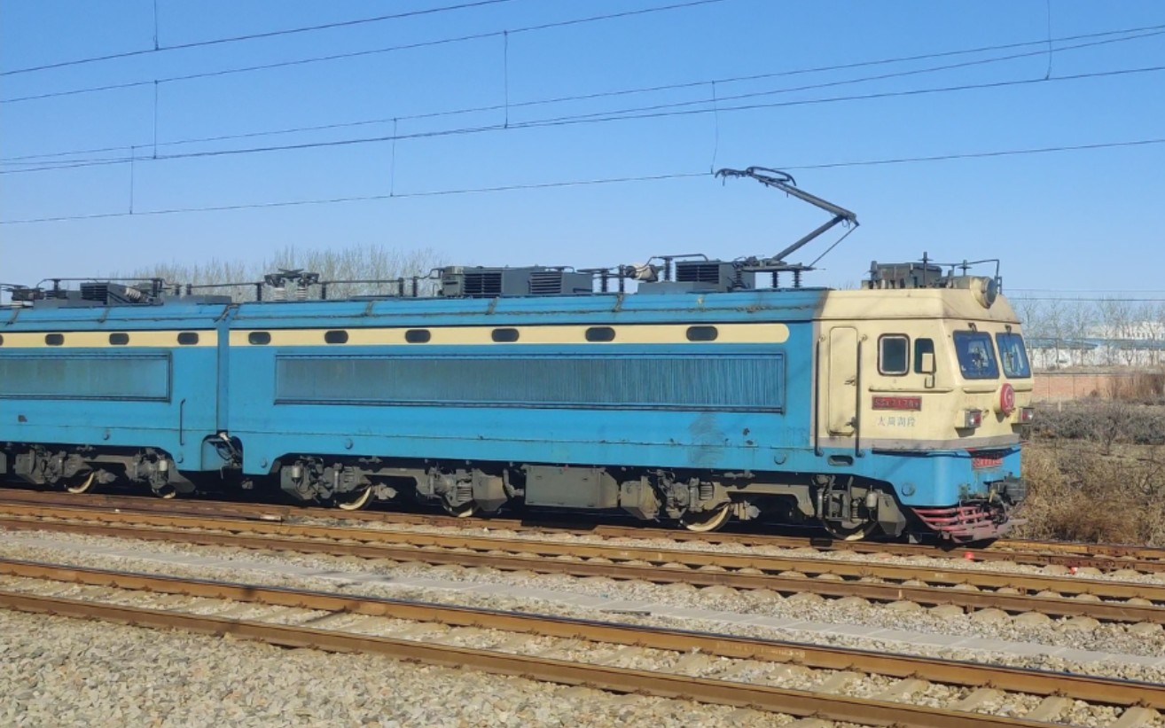 【铁路随拍】y513运转侧拍 经由大秦的太局湖段ss4收录 京承线北京东