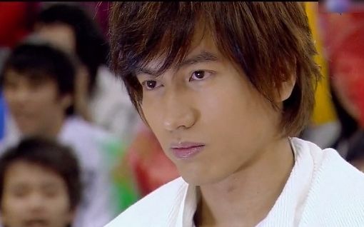 【篮球火】教练为赢球向球员下跪,看他如何扭转败局