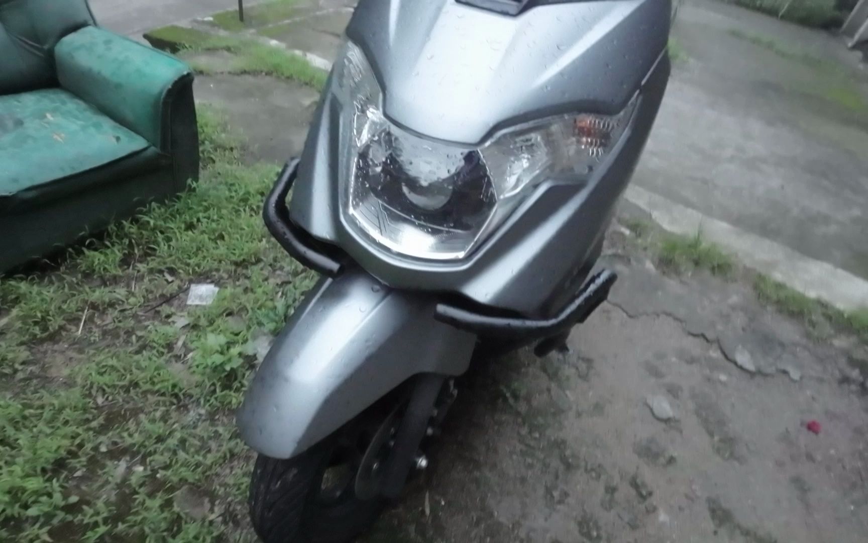 豪爵虎鲨vx125刹车测试