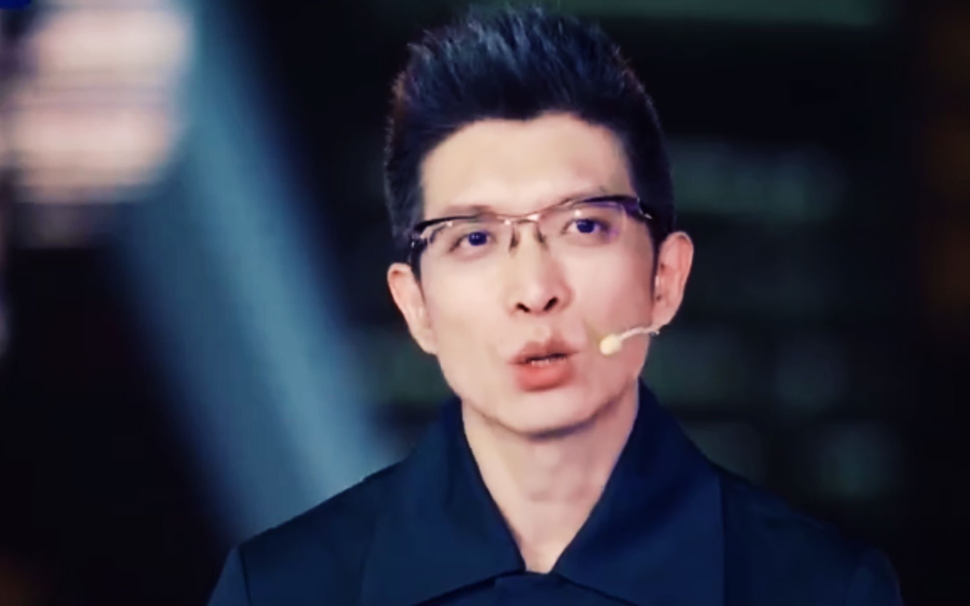 朱广权其实这是个连续剧哈哈哈哈哈