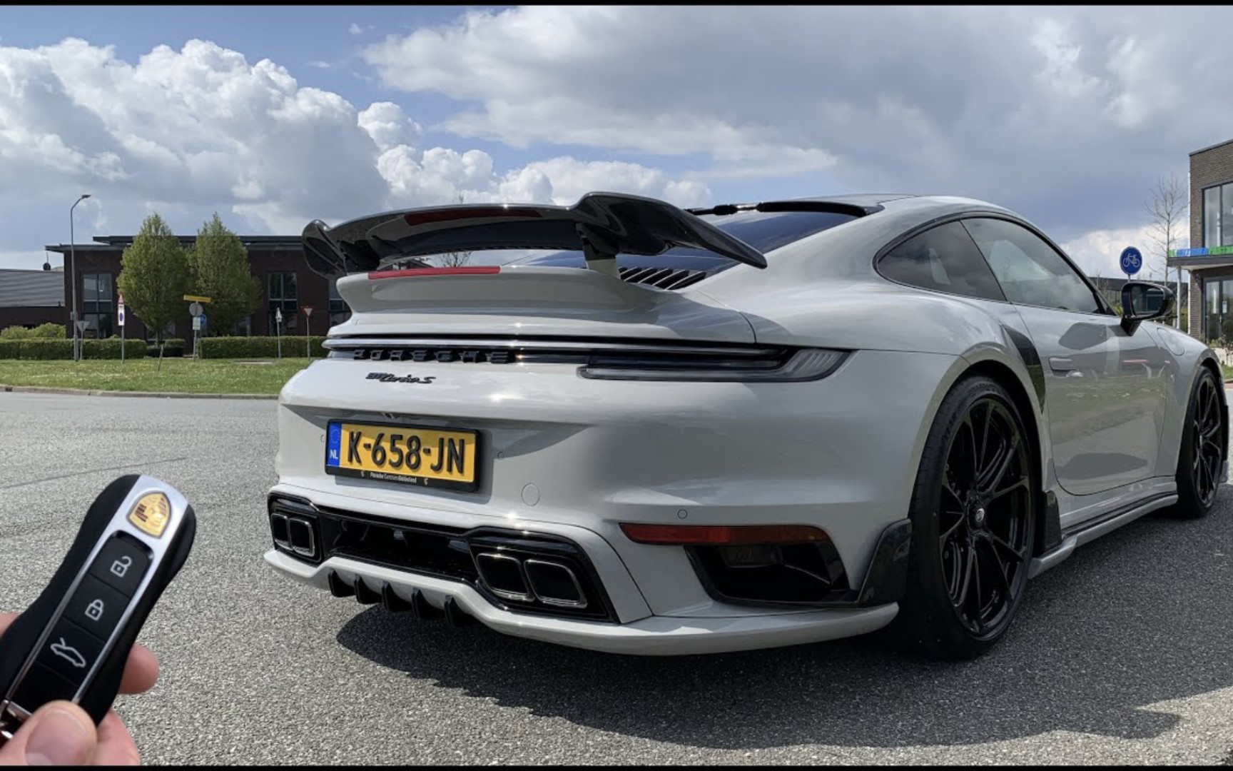 2021款 保时捷911 turbo s techart 992