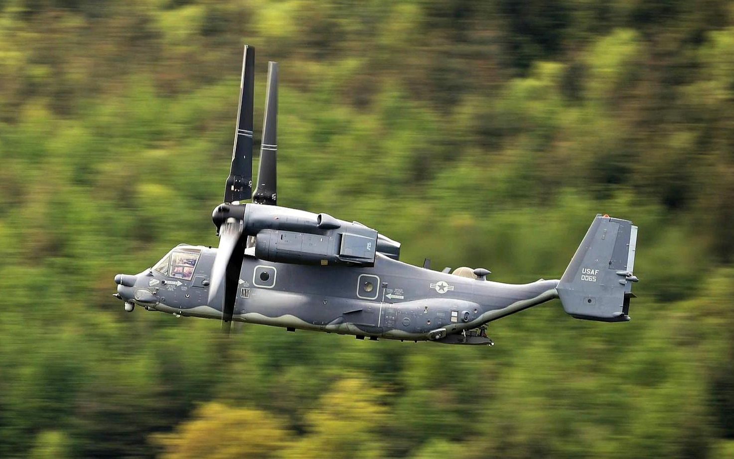 鱼鹰-v-22倾转旋翼机日常实弹训练_哔哩哔哩_bilibili