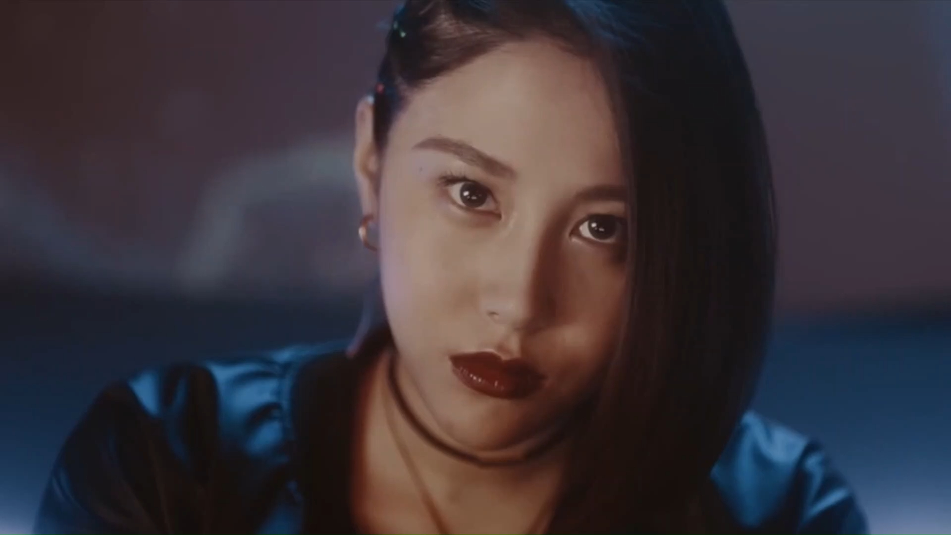 皮衣御姐女反派最终被灭