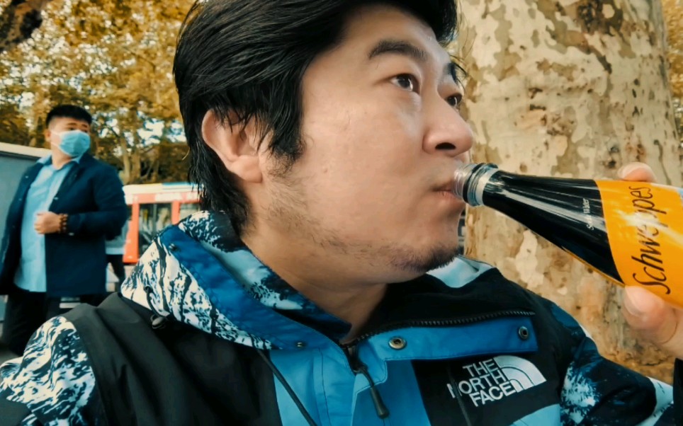 斗鱼巨婴精致生活之携唐氏夫人穷游西湖_哔哩哔哩_bilibili