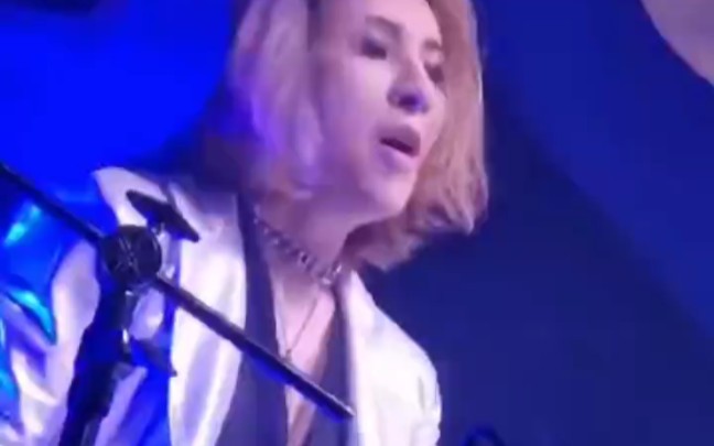 yoshiki 林佳树 快奔60了 还能这么激烈打鼓 真的是宝刀未老啊哈哈哈哔哩哔哩bilibili