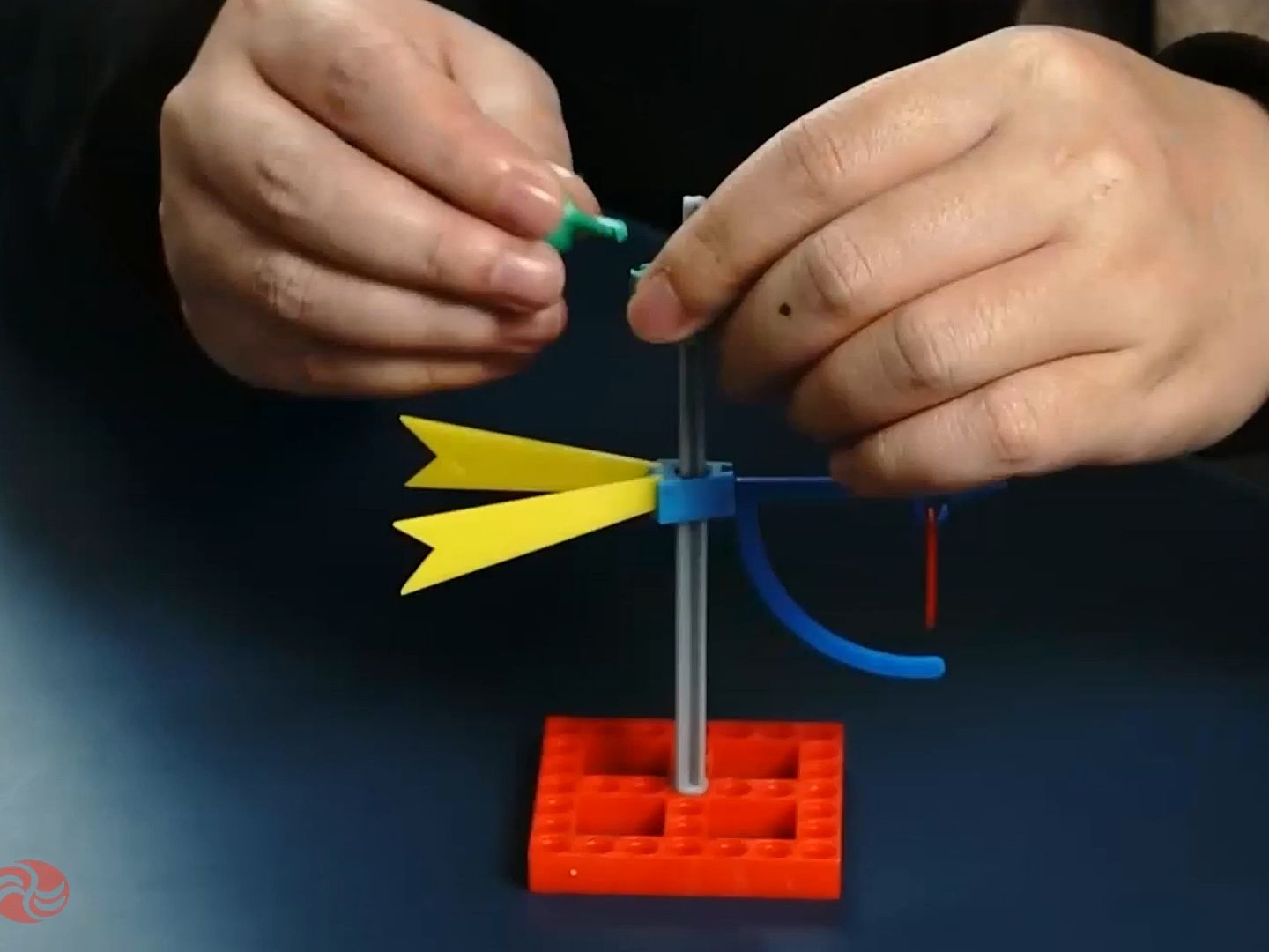 这些生活中常见的趣味科学小实验,你知道其中蕴含的科学原理吗?