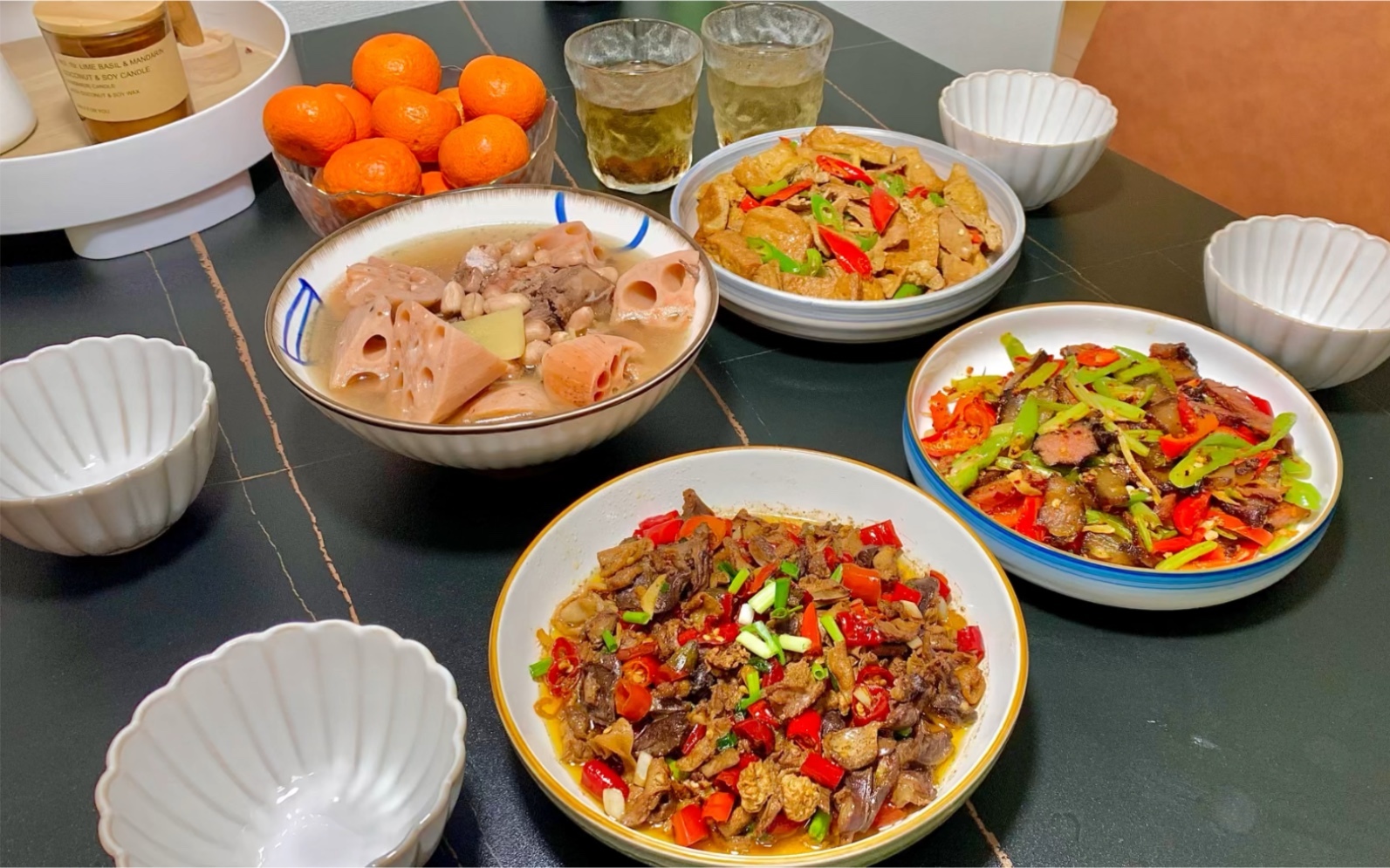 湖南人的晚餐~越辣越停不下来的家常菜|酸辣鸡杂|腊肉炒芹菜|豆腐炒肉