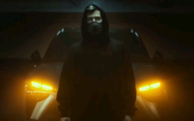 [图]【极致电音】Alan Walker、Torine - Hello World(你好世界)(歌词视频)