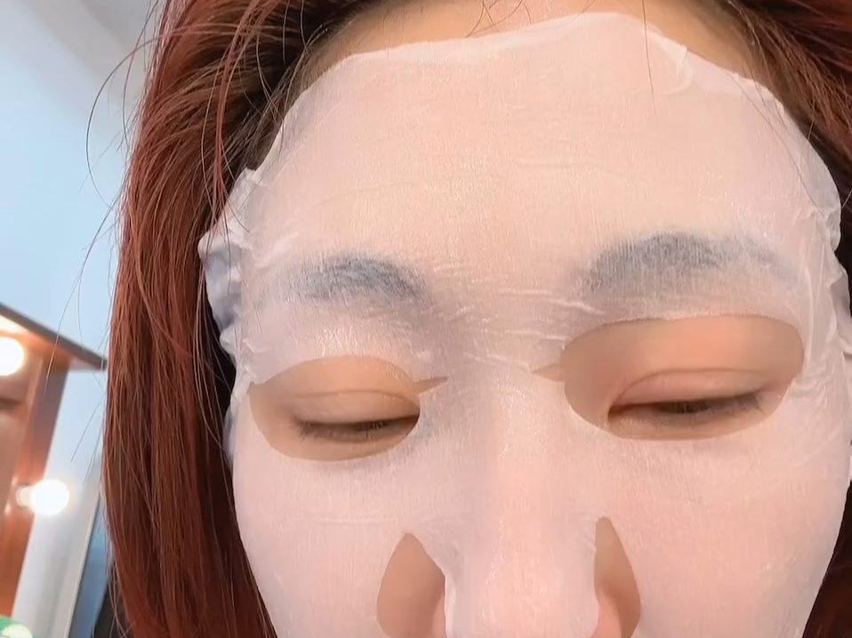 240422 ins 今天参加老三con敷个正常面膜