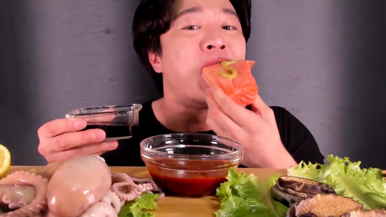 超级大胃王吃超级海鲜!