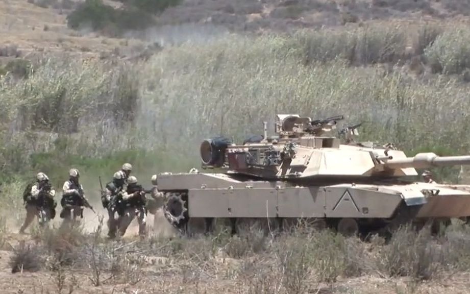 现代军队的步坦协同是什么样子呢