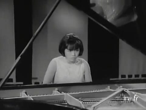 秋吉敏子 Toshiko Akiyoshi Performs "The Village" (Rare)哔哩哔哩bilibili