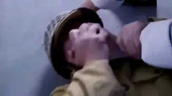 偷袭摸哨干掉埋伏的帅鬼子兵救人