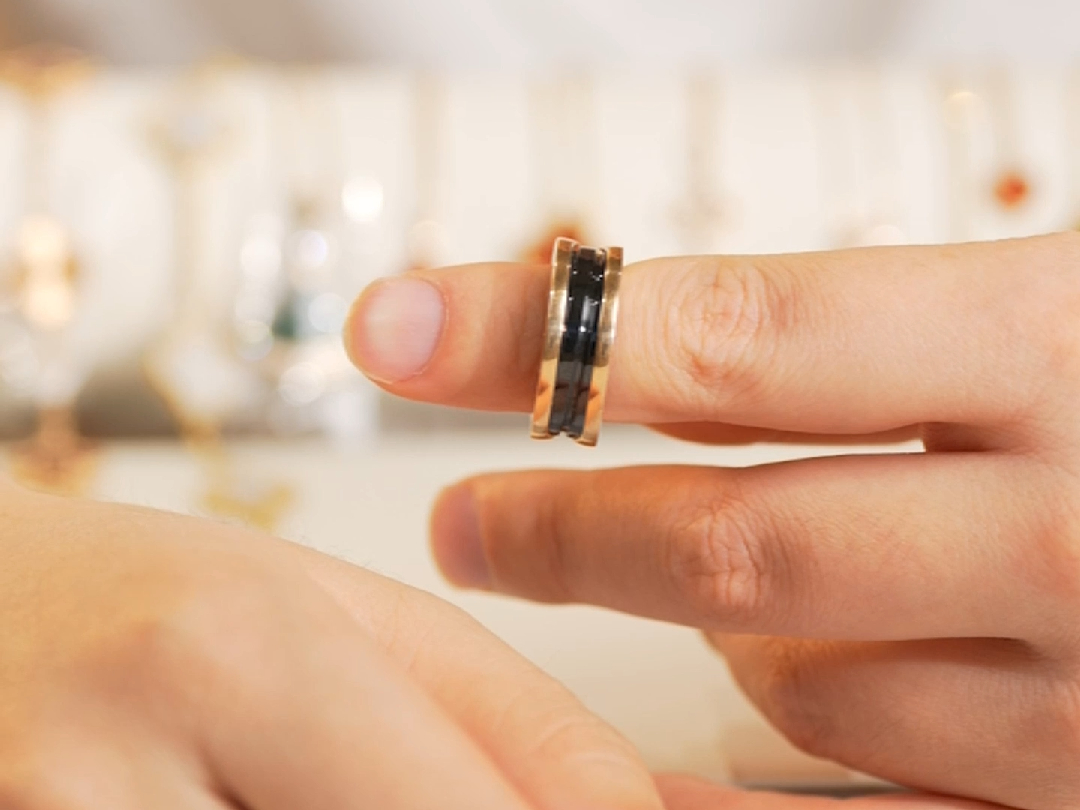 bvlgari/宝格丽 b.zero.1系列黑陶瓷玫瑰金三环戒指.