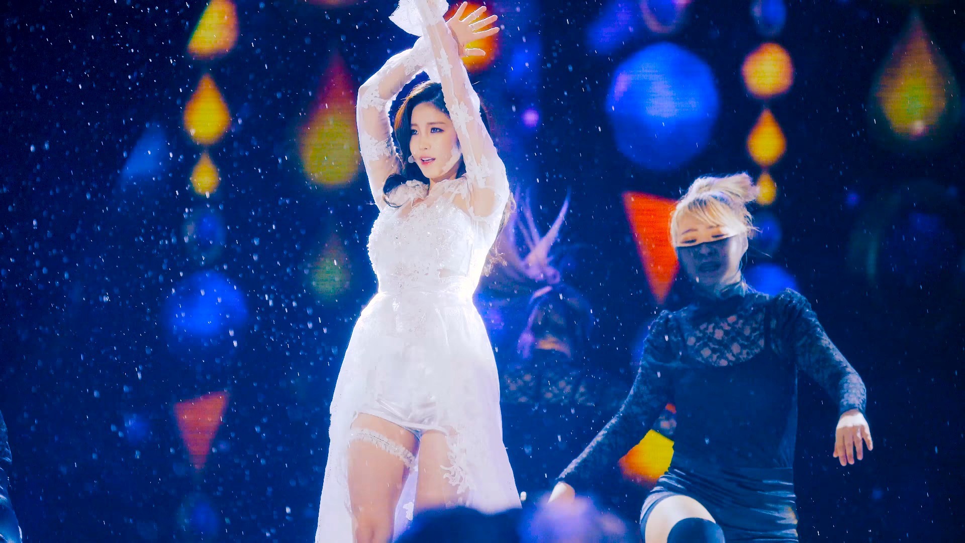 饭拍韩国女团放大视频 全孝盛4k