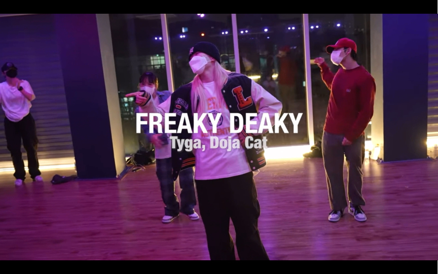 [图]Bada Lee编舞《Freaky Deaky》