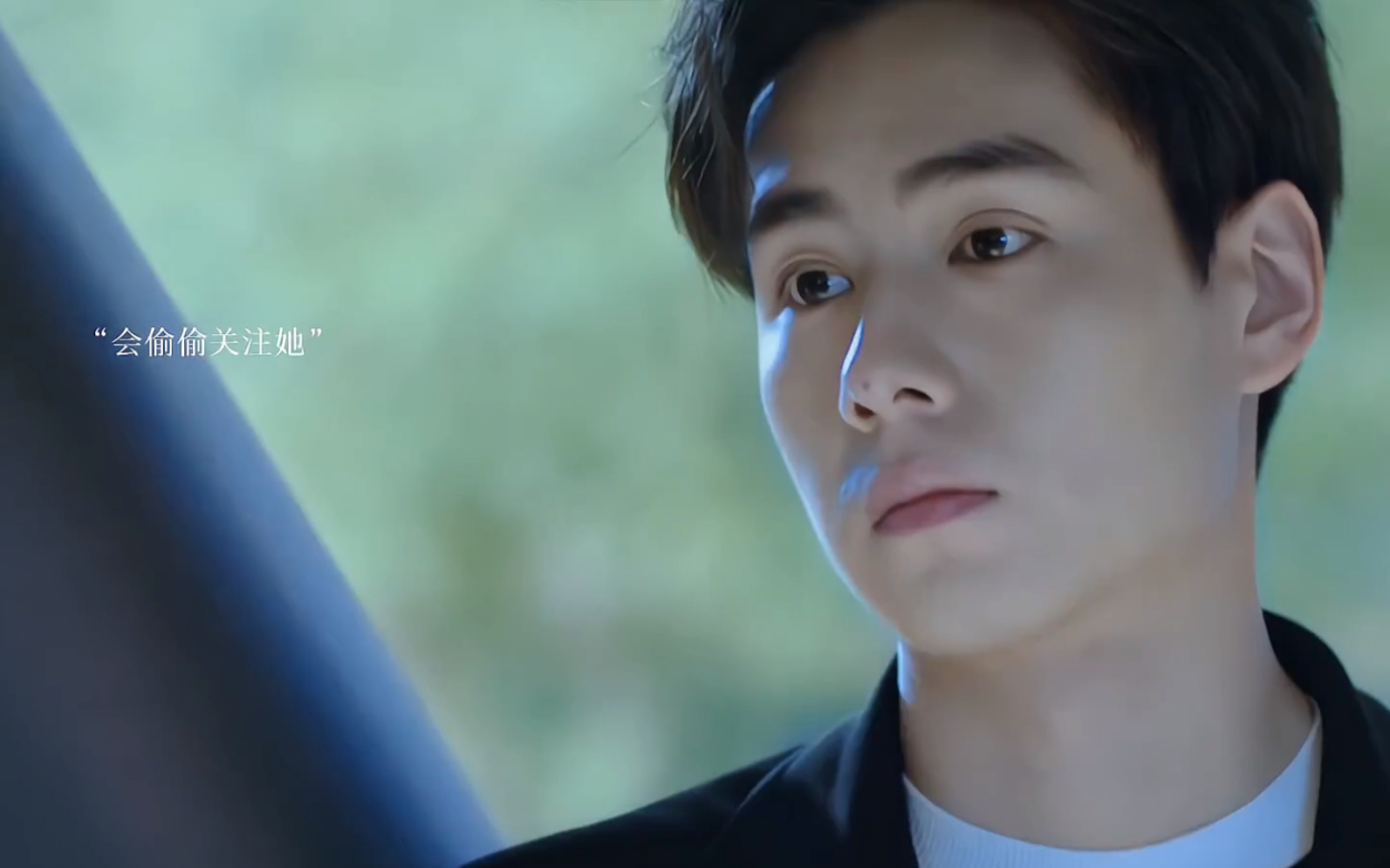 转角遇到她,你一出现,别人不过如此#请和这样的我恋爱 #好剧推荐