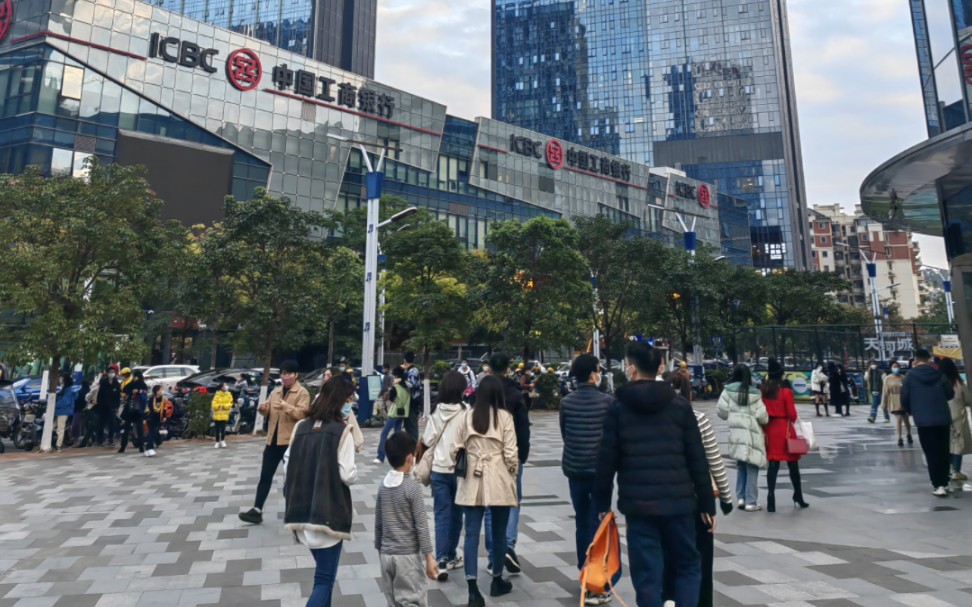 广州放开后元旦街头景象:番禺万达恢复生机活力,到处人山人海哔哩哔哩bilibili