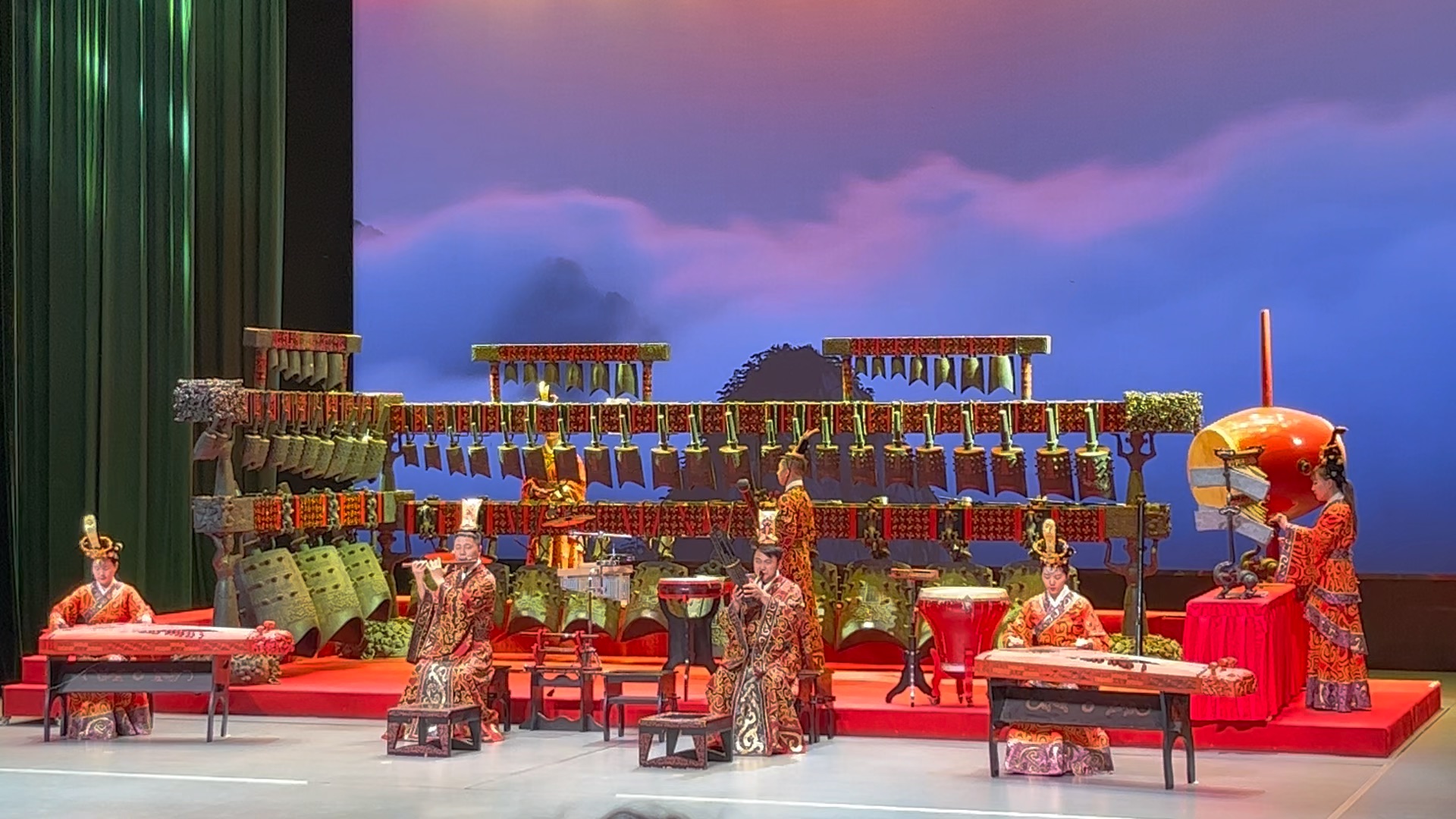 湖北博物馆编钟演奏《楚商》