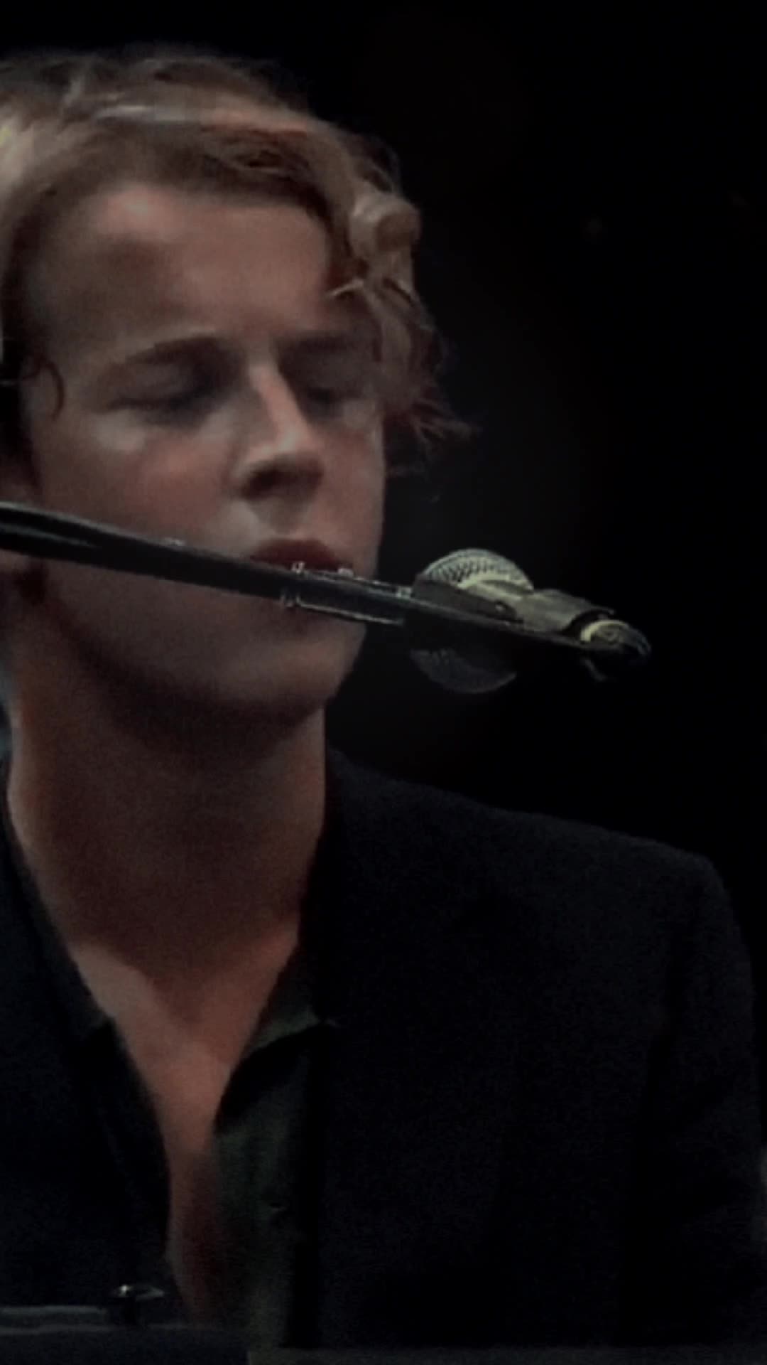 anothellove #tomodell #歌词 #videolyrics #viral #parati #foryou