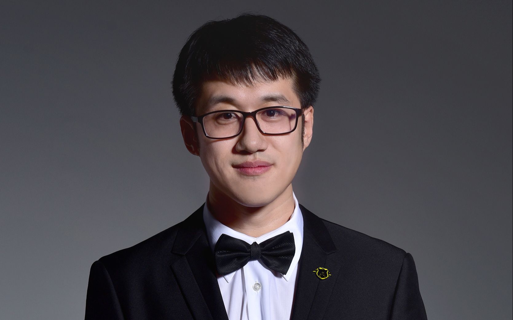 主持人吴振宇_哔哩哔哩 (゜-゜)つロ 干杯~-bilibili