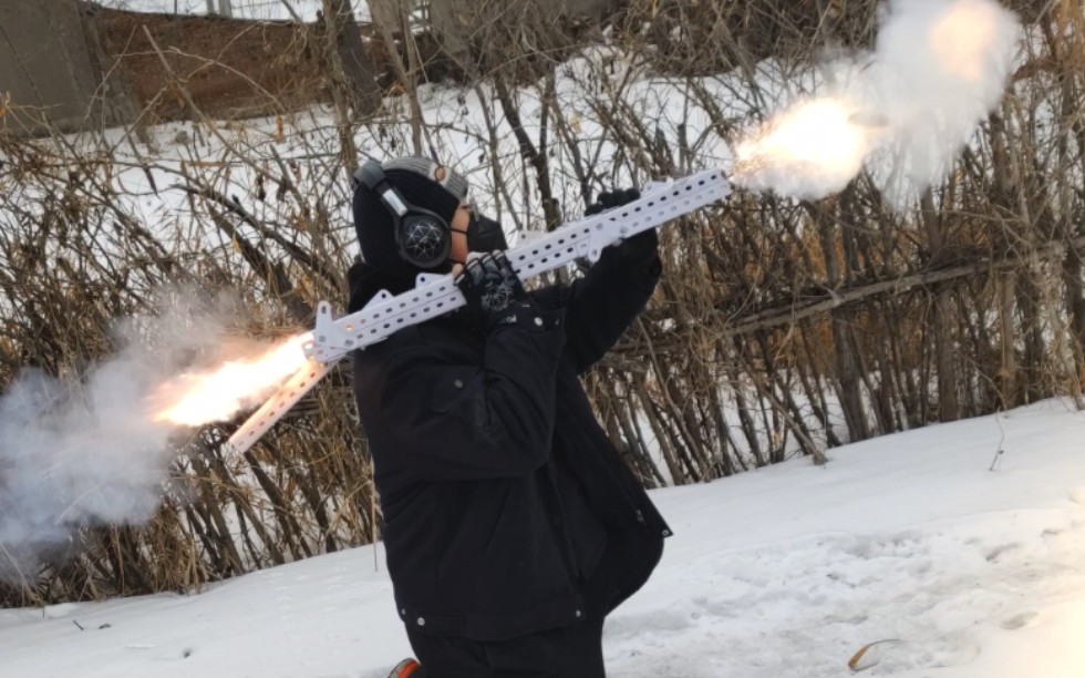 三代二踢脚火箭筒测试版本_哔哩哔哩 (゜-゜)つロ 干杯~-bilibili