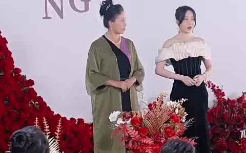 [图]退婚后，女战神后悔哭了