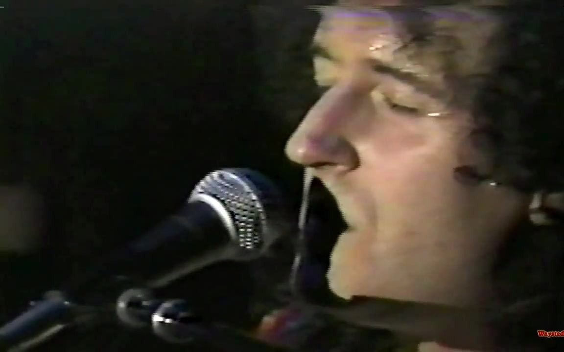 [图]布莱恩梅 Brian May - Love of My Life - Live in Santiago Chile - 1992. 04（刀 • 预警）