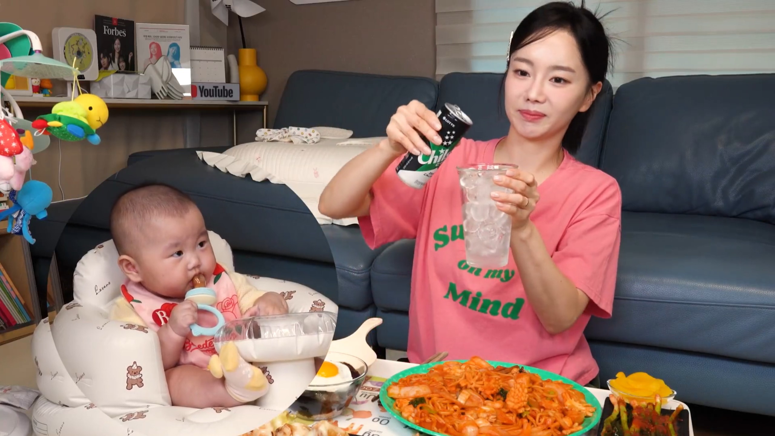 素英子ssoyoung吃播（8.11更新）海鲜面配上糖醋肉、煎饺(๑•ᴗ•๑)♡