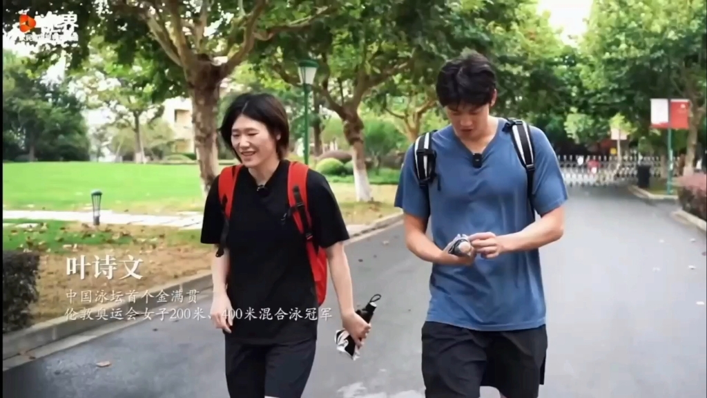 "每个日夜的陪伴,每个微笑的瞬间,都是爱的