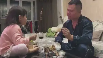 下载视频: 男人这一辈子必须要有一个女儿