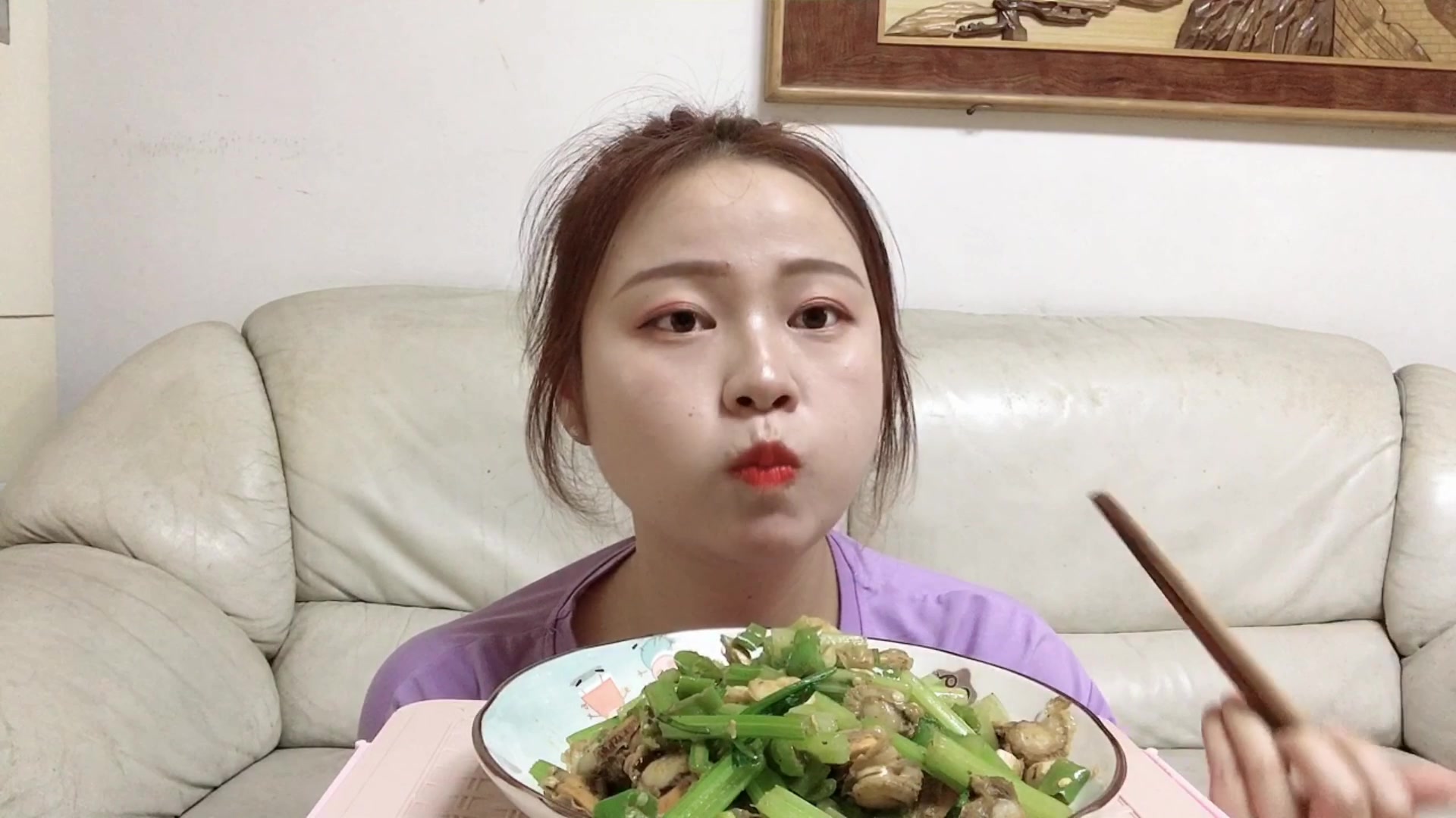 胖妹自制海鲜减肥餐,好吃不贵减脂效果明显,五个月轻松减掉40斤_哔哩