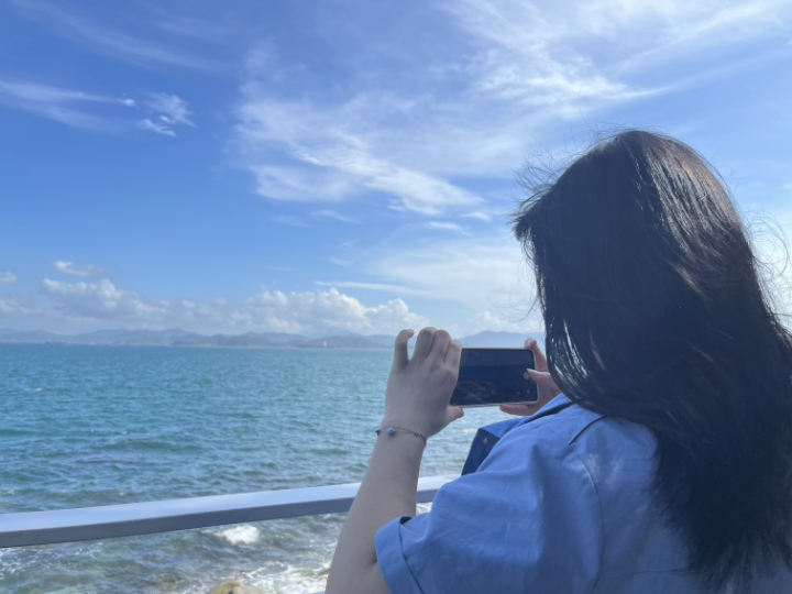 [图]深圳小梅沙滨海栈道 天气超好 天蓝蓝海蓝蓝 随便拍都很好看