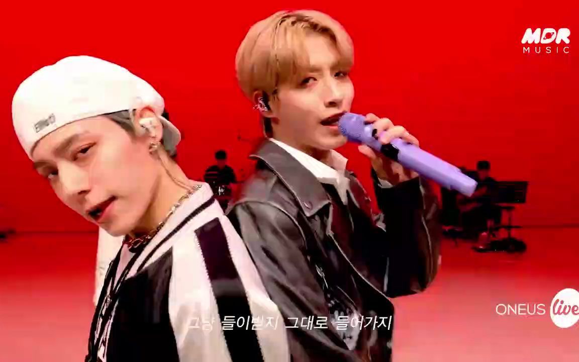 [图]【ONEUS】韩国男团ONEUS现场演唱Bring it on