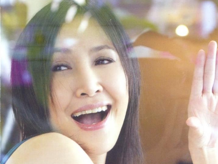 于台烟.2005 - 烟语朦朦【星外星】