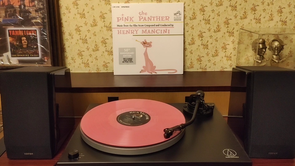 [图]《The Pink Panther Theme》–Henry Mancini（经典喜剧《粉红豹》主题曲）【黑胶–50周年限量粉胶】