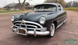 Скачать видео: 50年代初期稀有的美式全尺寸轿车-  1951 Hudson Hornet