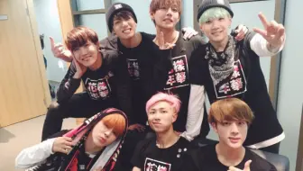 Unboxing BTS 防弹少年团【2015 LIVE 花样年华ON STAGE 韩版DVD】_哔哩 ...