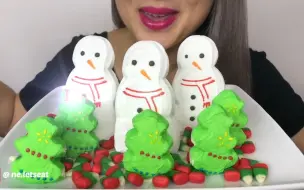 Video herunterladen: 【N.E】雪人棉花糖🎄圣诞主题