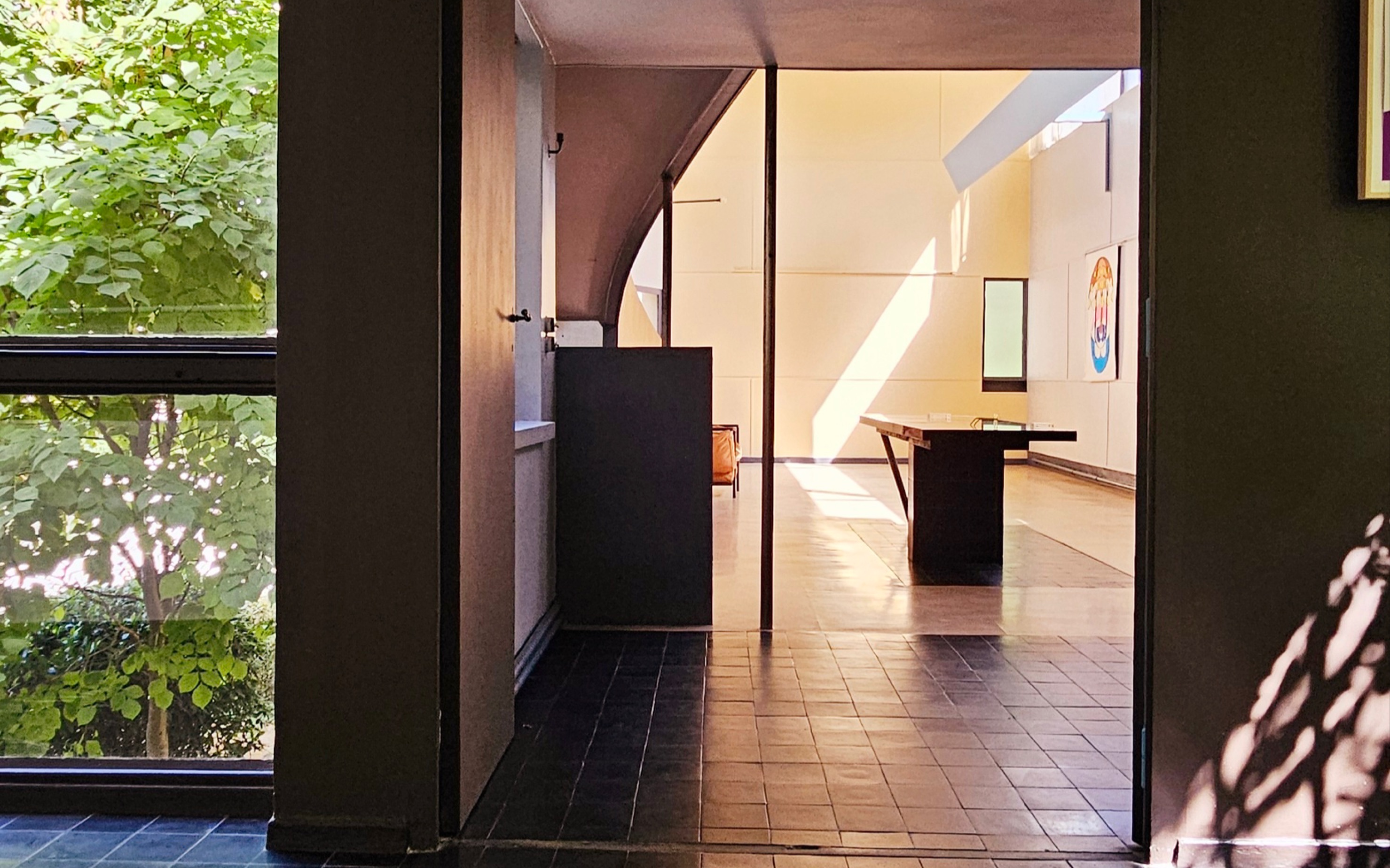 沉浸式参观柯布西耶的拉罗歇别墅