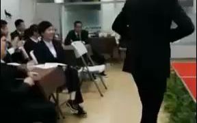 张朝强《广州某银行客户经理营销培训》授课片段
