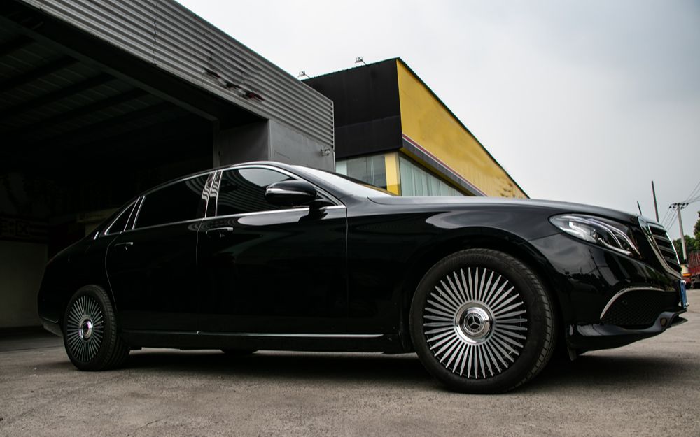 新款奔驰e级升级18寸网红悬浮锻造轮毂_哔哩哔哩_bilibili