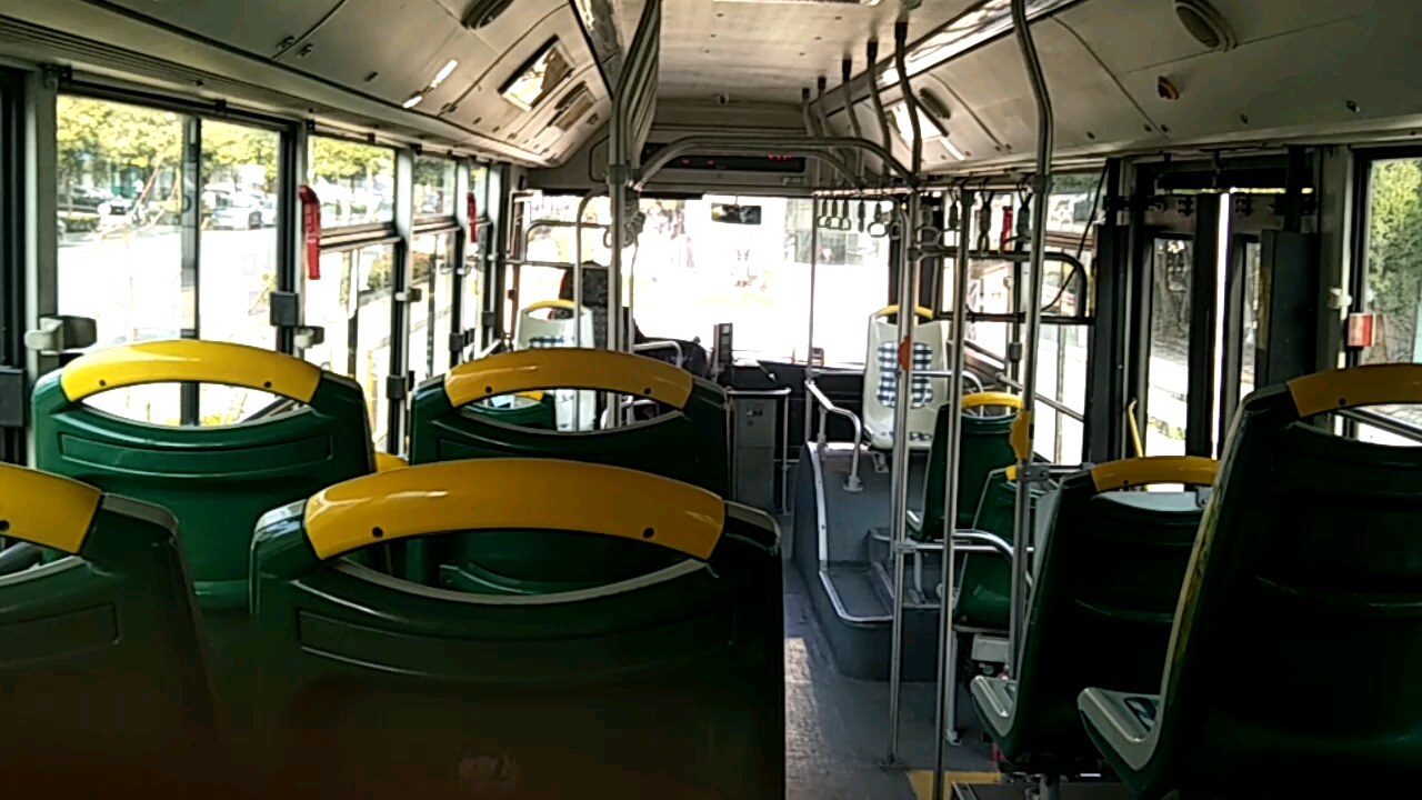 上海公交车座椅图片