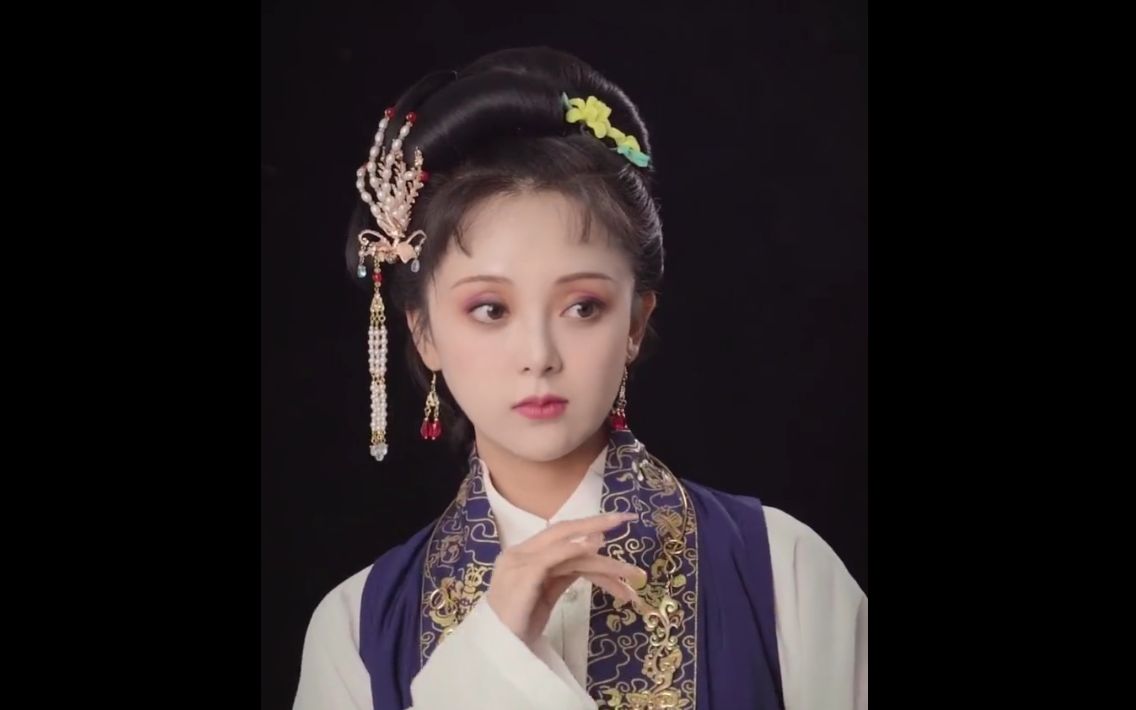 红楼梦十二钗之贾迎春,"过了几年心静日子,最后却落的这个结果…"