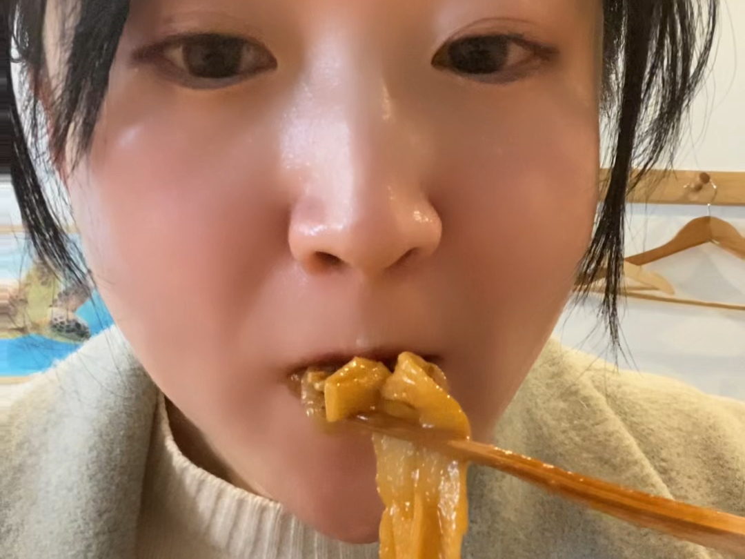 日本人为了让你一碗油拌面吃到饱有多拼～